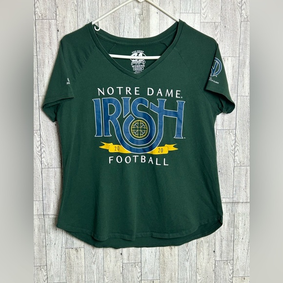 The Shirt 31 Years V-neck Tee Women’s Med EUC - Picture 1 of 5